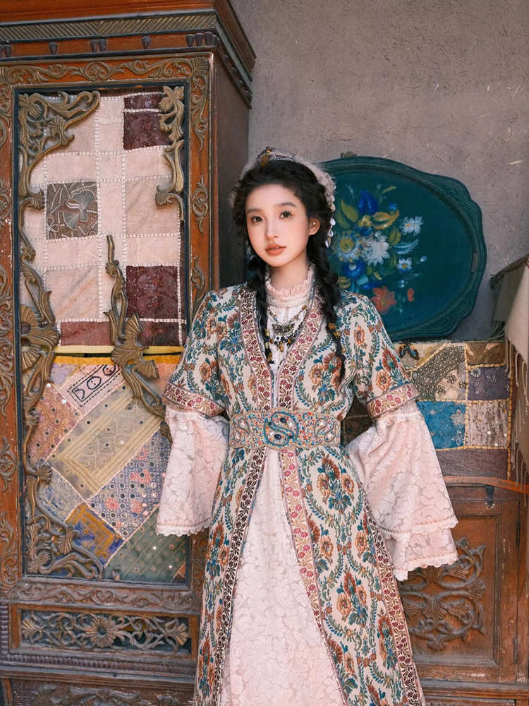 Ethnic Clothing & Online Fashion Store Khaadi Pk - Princess Style Ethnic Minority Girl Photography
