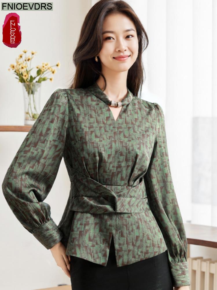 Retro Vintage Green Flower Pri - Thai Silk Blouse recension och pris