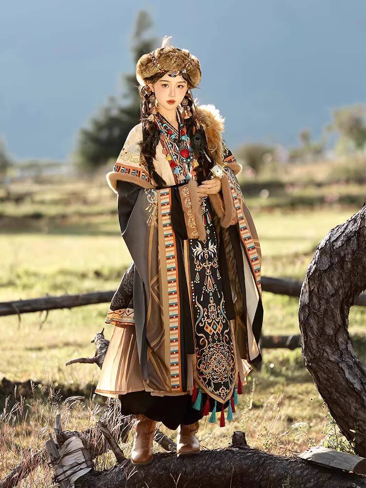 Ethnic Tibetan Style Embroider - Ethnic Clothing & Online Fashion Store Khaadi Pk recension och pris