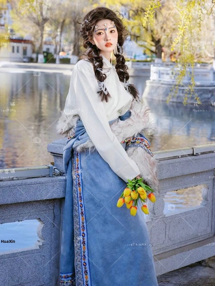 Tibetan Ethnic Women's  Robe F - Ethnic Clothing & Online Fashion Store Khaadi Pk recension och pris