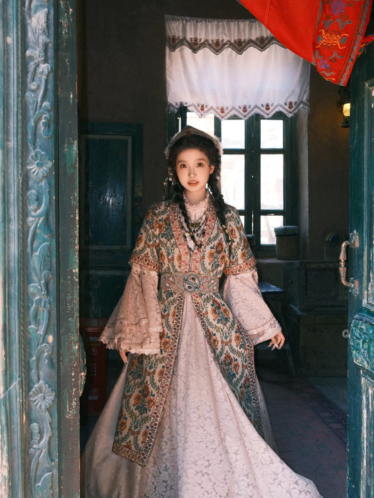 Princess Style Ethnic Minority - Ethnic Clothing & Online Fashion Store Khaadi Pk recension och pris